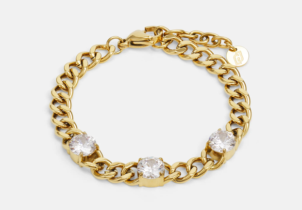 Trikovi za super stil na zabavi: Od zlatnih karika pa sve do jakne životinjskog motiva