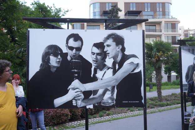 Beograd: Izložba fotografija "Partibrejkers - biti samo svoj" Zorice Kojić i Dragana Ambrožića