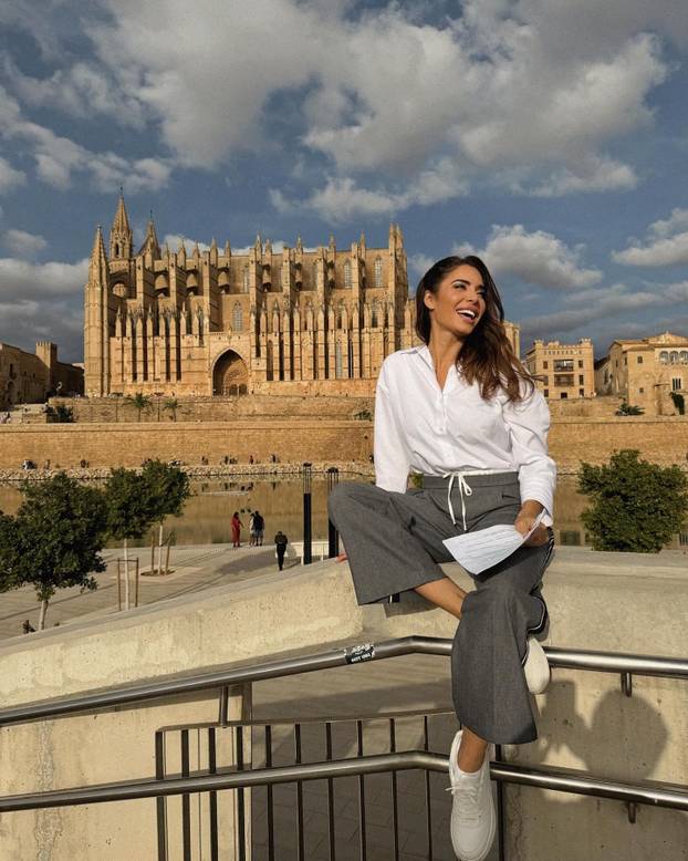 FOTO Izabranica Sergija Ramosa šokirala izjavom: Legendarni realovac 'jedva sklapa krajeve'