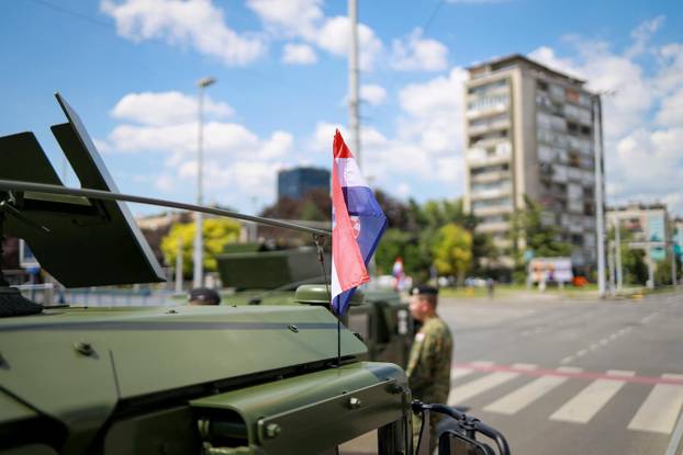 Zagreb: Izlazak vozila iz vojarne "1. gardijske brigade Tigrovi - Croatia"