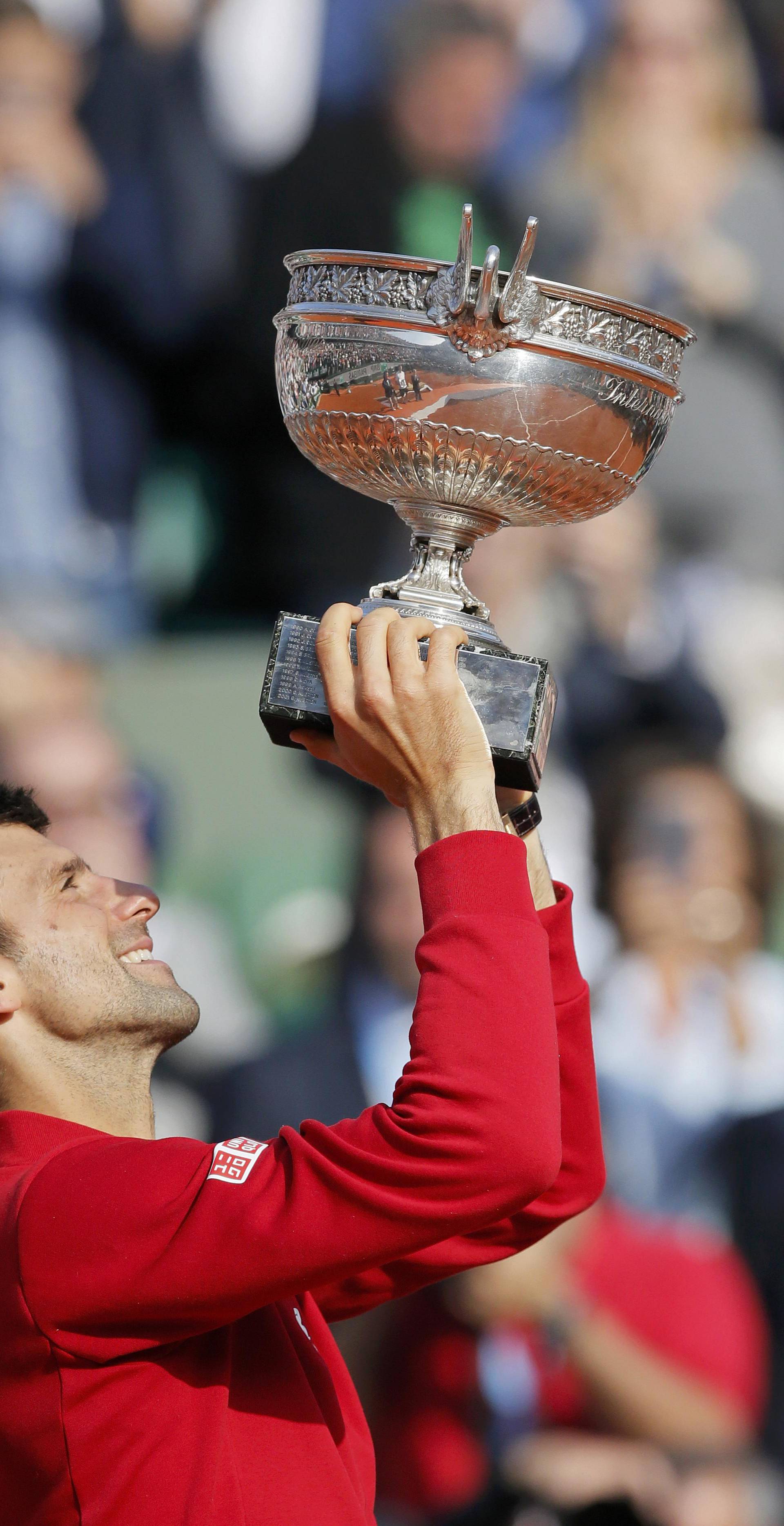 Tennis - French Open Men's Singles Final match - Roland Garros - Novak Djokovic of Serbia v Andy Murray of Britain