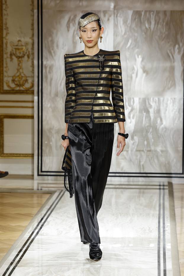 GIORGIO ARMANI PRIVÃ Haute Couture Fall/Winter 2025-2026 Runway during Paris Haute Couture Fashion Week on July 2025 - Paris; France 08/07/2025