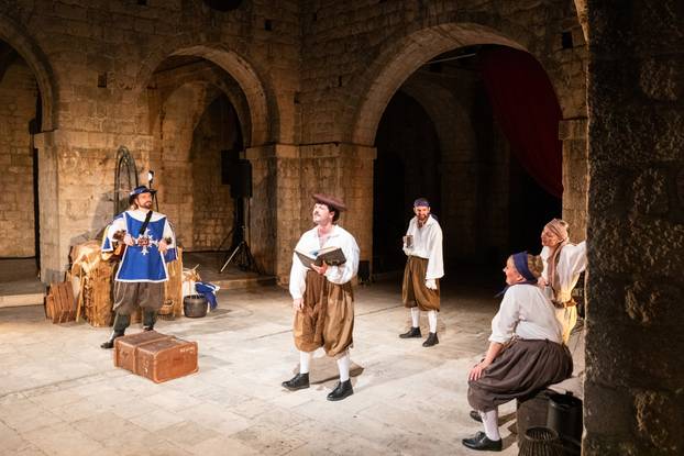 Dubrovnik: Otvoren 12. Midsummer Scene Festival premijerom predstave "Jedan za sve"