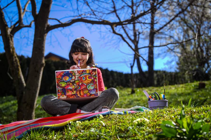 Postala sam učiteljica od kuće: Tko će im sad dijeliti bombone