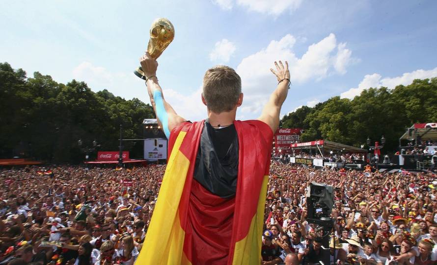 REUTERS/PIXSELL