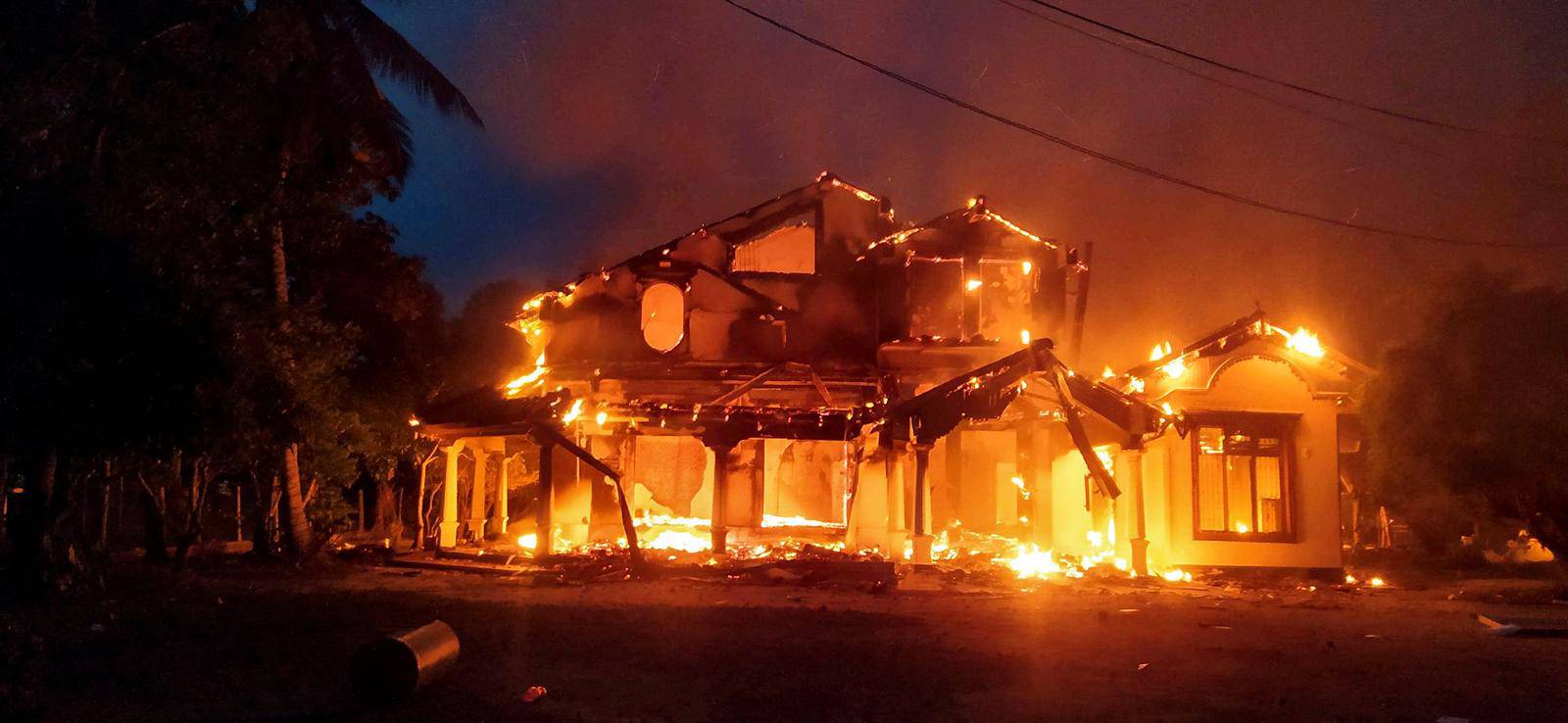 Sri Lanka's ruling party supporters storm anti-govt protest camp in Arachchikattuwa