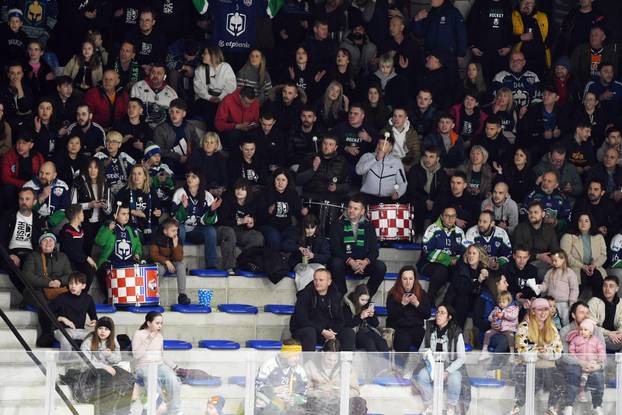 Sisak: 5.utakmica 1/4 finala Alpske hokeja&scaron;ke lige KHL Sisak - S.G.Cortina Hafro