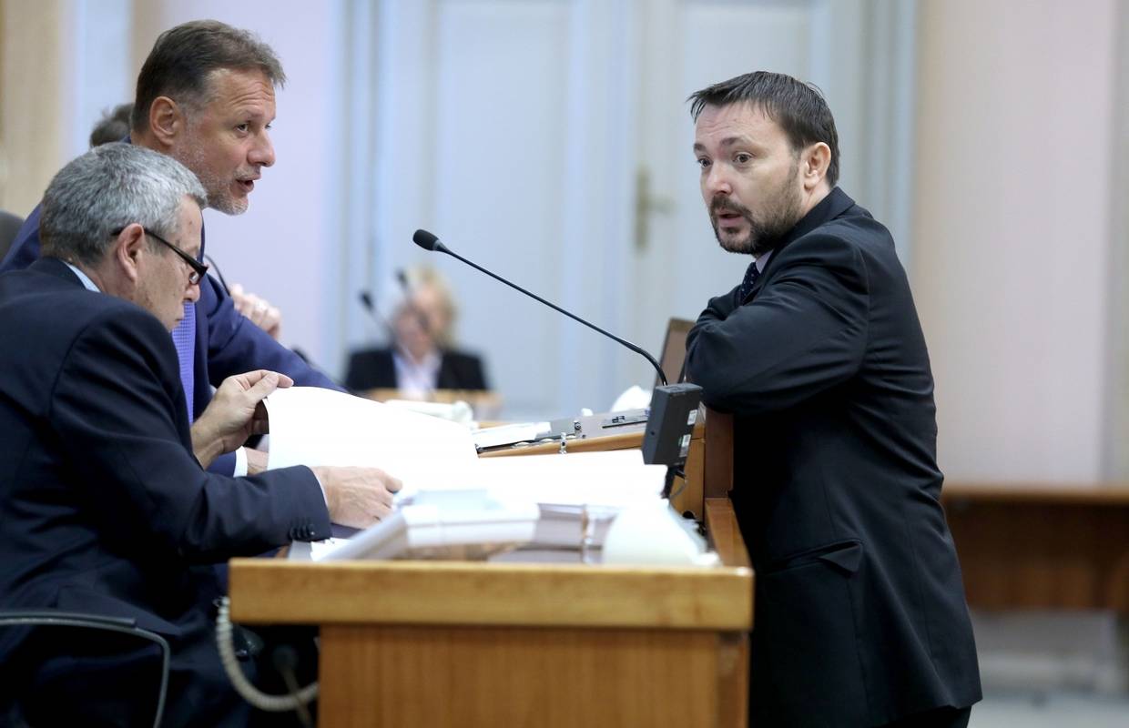 Iz vašeg džepa u njihove kase: HDZ-u 22, a SDP-u 14 mil. kn