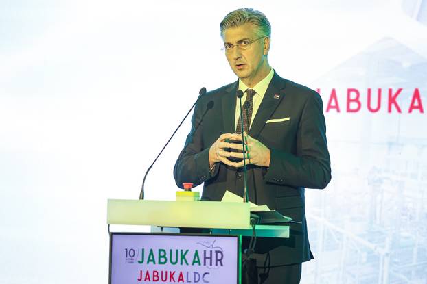 Križ: Svečano otvorenje Logističko-distributivnog centra za voće Jabuka LDC d.o.o.