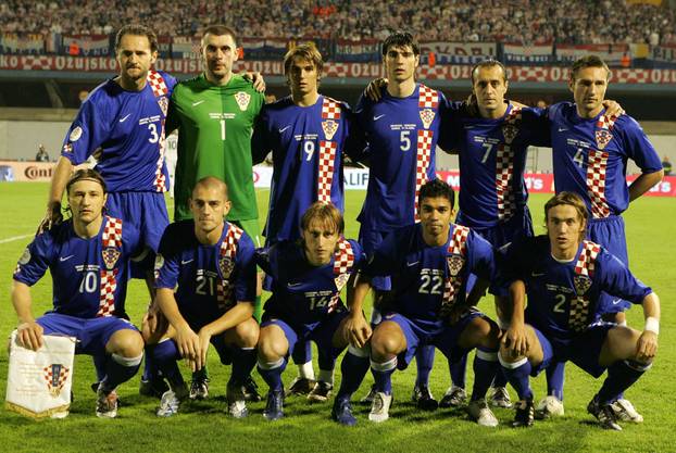 ARHIVA - 2006. Zagreb: Vatreni i "maksimirska krtica" srušili su Englesku 