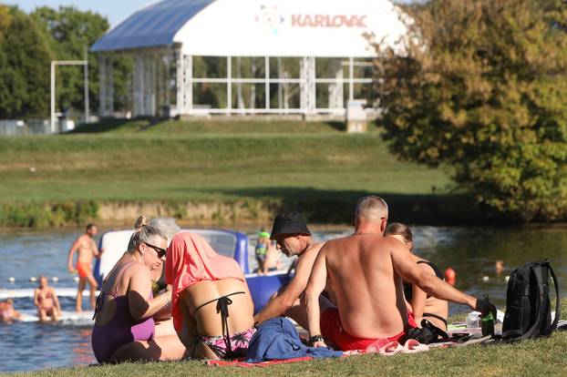 Karlovac: Osvjezenje na rijeci Korani