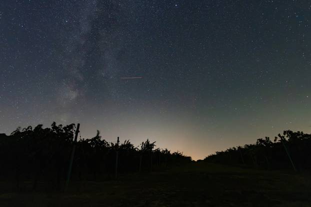 Kiša meteora iznad Baranjskih vinograda