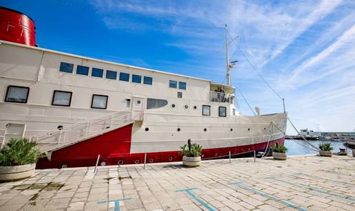 FOTO Zavirite u prvi brod-hotel u Hrvatskoj: No&cacute;enje na ovom brodu u Rijeci ima posebnu &ccaron;ar