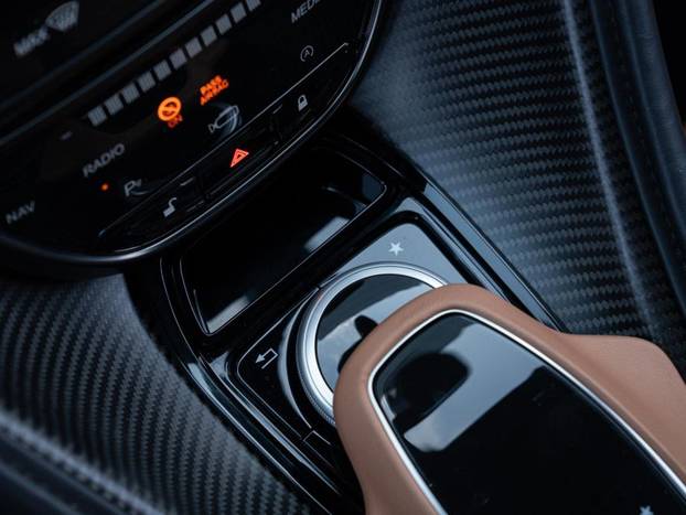 FOTO Ovo je najskuplji auto na oglasu: Bondov miljenik do 'stotke' treba tek 3,6 sekundi