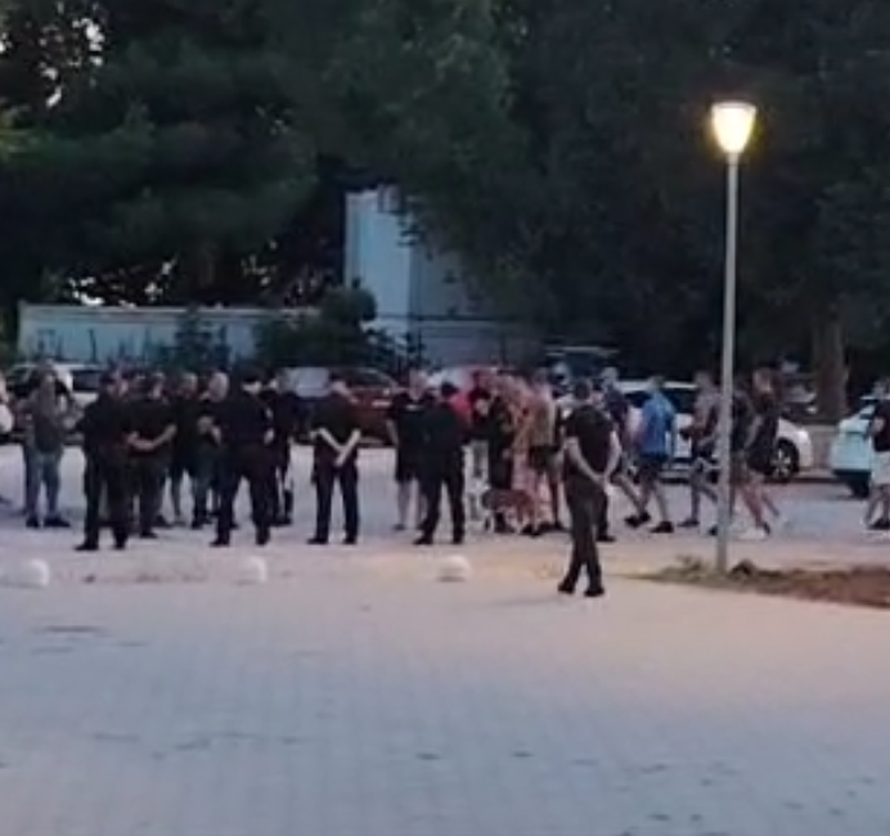 VIDEO Branitelji i huligani prekinuli festival u Benkovcu: 'Jedan od njih me i udario'