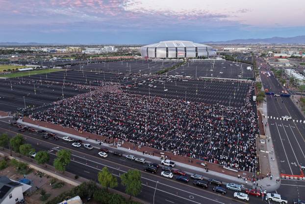 Memorial service for slain conservative commentator Kirk in Glendale