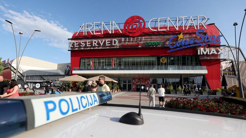 Pirotehničari nisu našli bombe u zagrebačkim trgovačkim  centrima: 'Dojave su bile lažne'