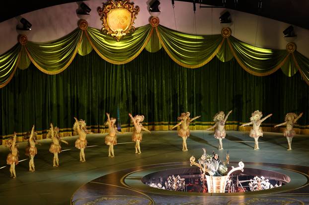 Ceremonies - Closing Ceremony