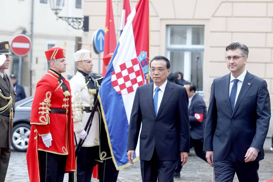 Zagreb: Ceremonija sluÅ¾benog doÄeka kineskog premijera Lija Keqianga ispred Banskih dvora