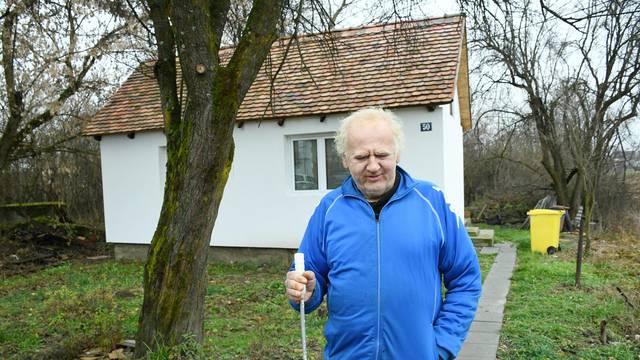 Sisak: Slijepom Marijanu Matoševiću volonteri i donatori obnovili kuću oštećenu u potresu