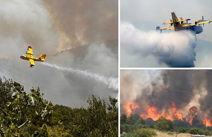 FOTO/VIDEO Vatrogasci se bore s velikim požarom u Dalmaciji. Vatra se zbog vjetra brzo širi...