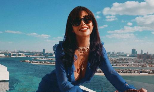 FOTO Playboyeva ze&ccaron;ica zavela je Don&ccaron;i&cacute;a?! Hrvatsku obo&zcaron;ava: 'Ovo nisam odigrala na tomboli'