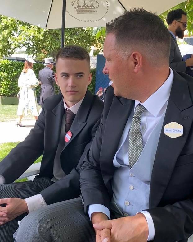 FOTO Noćna mora legende: 'Sin mi je oslijepio od neizlječive bolesti. Dao bih mu svoje oči...'