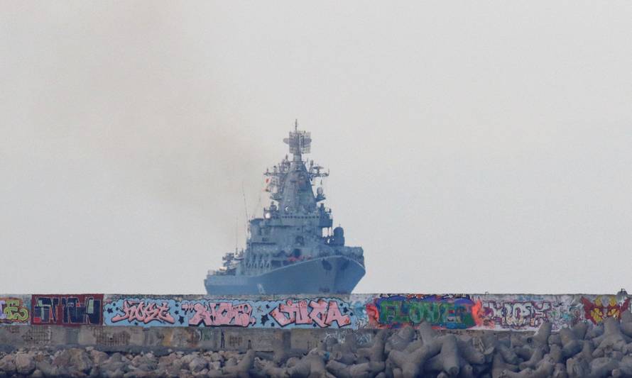 FILE PHOTO: Moskva cruiser sails into the harbour of Sevastopol