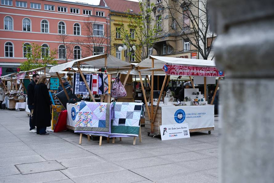 Sajam tradicijskih i umjetničkih obrta u Zagrebu