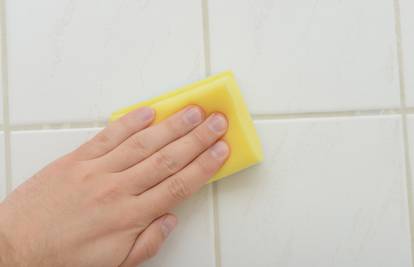 Kako očistiti fuge u kuhinji i kupaoni bez štetnih kemikalija