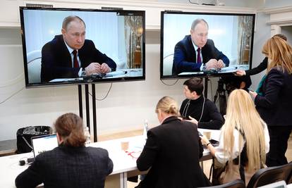 Ruski parlament Putinu: Priznajte odcijepljene dviju regija na istoku Ukrajine