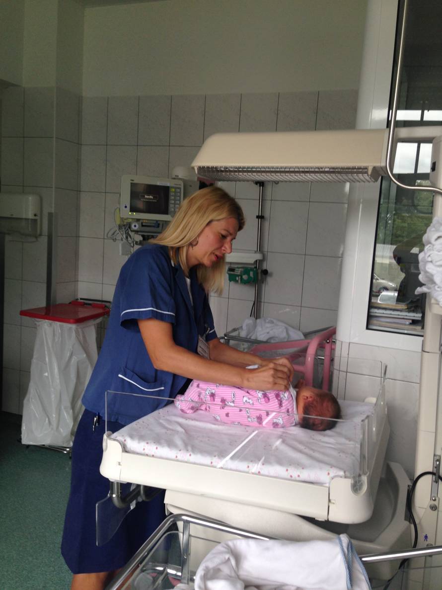 'Profesionalci smo, ali teško je kada žena rađa mrtvorođenče'