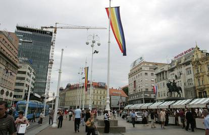 Mopedom bježao policiji po centru Zagreba