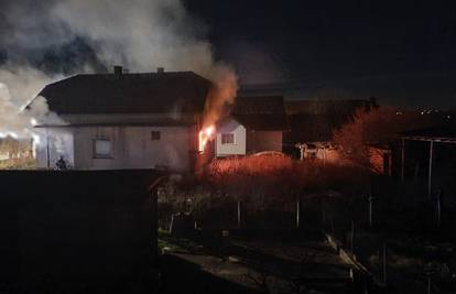 Gorjela obiteljska kuća: 'Bilo me strah da se požar ne proširi, oko kuće je sve obraslo travom'