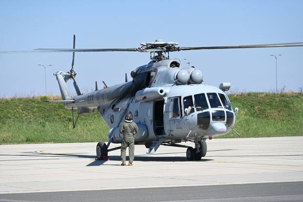 Helikopterom HRZ-a u Hrvatsku stigle tri ozlijeđene osobe stradale u požaru u Sjevernoj Makedoniji