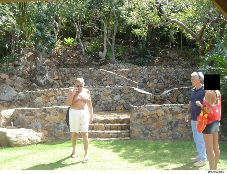 Ruskinje, privatni letovi, party na otoku: Ovako je Epstein gradio svoju mrežu sa slavnima