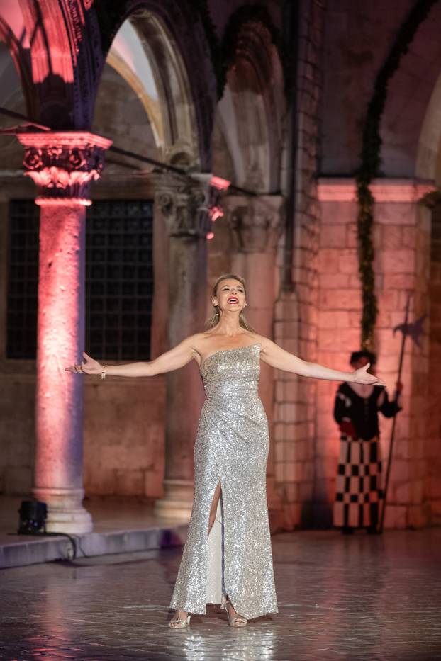 Dubrovnik: Svečano otvaranje 74. Dubrovačkih ljetnih igara ispred crkve sv.Vlaha.