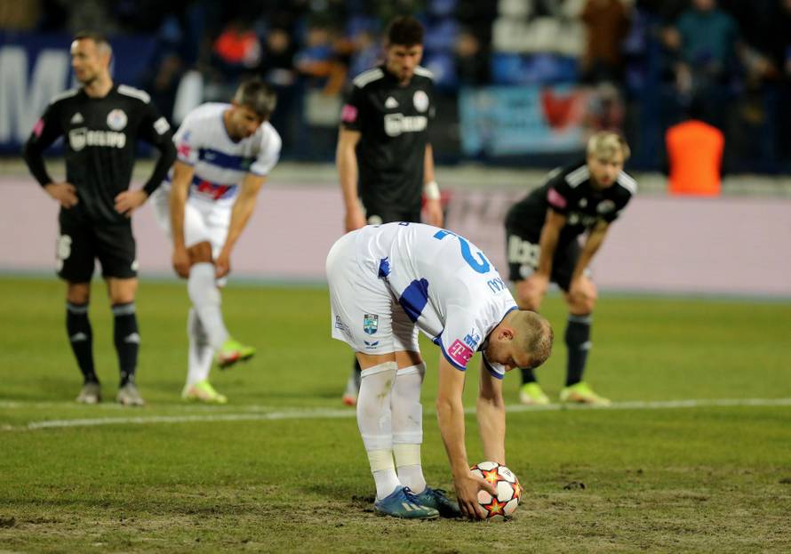 Osijek i Slaven Belupo sastali se u četvrtfinalu hrvatskog nogometnog kupa