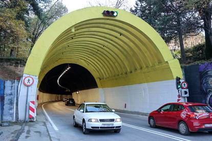 FOTO Prije roka u promet pušten obnovljeni tunel Marjan