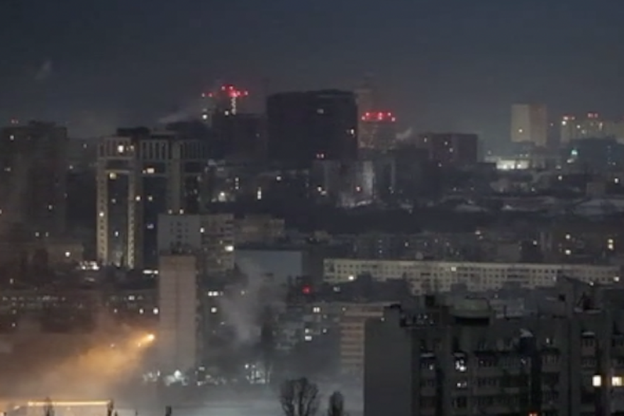 Bombe odjekivale Ukrajinom na -24°C. Ljudi se skrivali u metrou