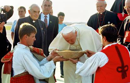 Benediktov prethodnik Ivan Pavao II posjetio nas je tri puta