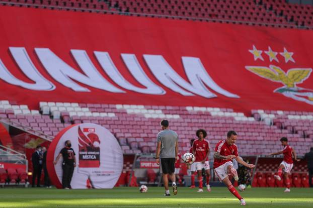 Primeira Liga - Benfica v Tondela