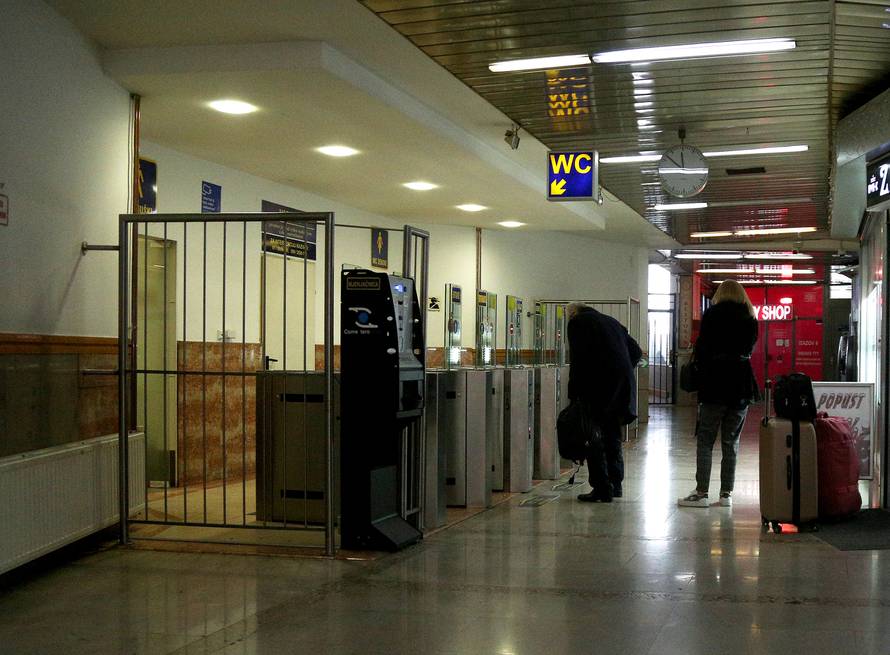 U javnim zahodima u Zagrebu moglo bi se čak i jesti s poda