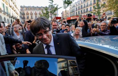 Ljudi bijesni na Puigdemonta: 'On bježi, kakvu to sliku šalje?'