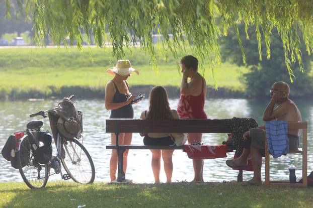 Karlovac: Mnogi su spas od toplinskog vala potražili uz  Koranu