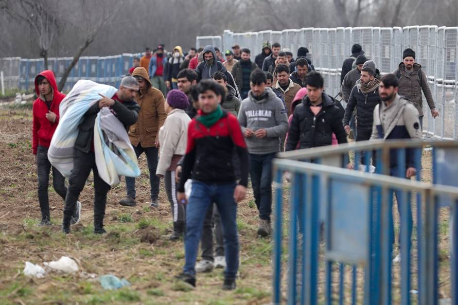 Migranti na graničnom prijelazu Pazarkule između Turske i Grčke