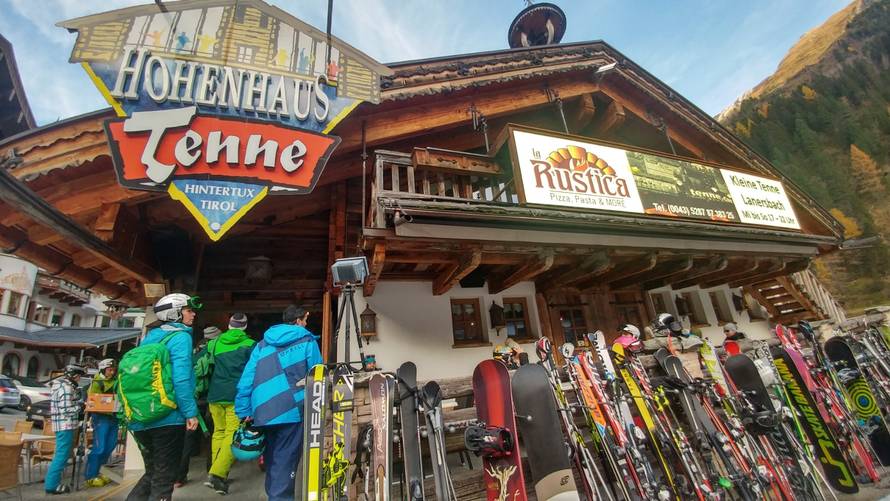 Skija 50 ili 60 tisuća Hrvata, a potroše 150 milijuna eura: Žale se na cijene, a onda sve zapiju