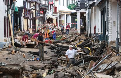 Njemačka vlada odbacila sve optužbe: 'Sustav za uzbunu u slučaju katastrofa funkcionira'
