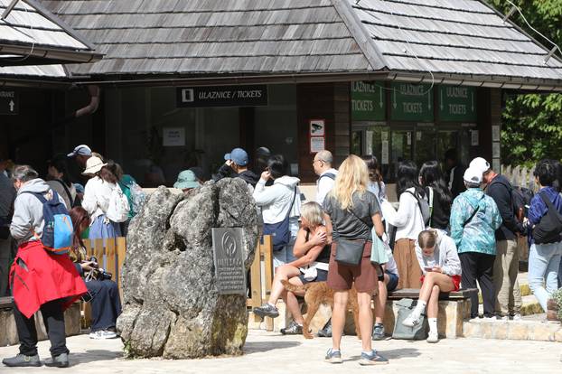 U NP Plitvička jezera u tijeku su radovi na uređenju hotela i izgradnji novog muzeja