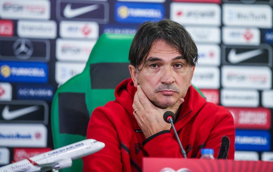 Bursa: Zlatko Dalić i Ivan Perišić na konferenciji za medije uoči sutrašnje utakmice s Turskom